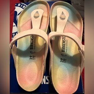 Womens Birkenstocks sz 39!!